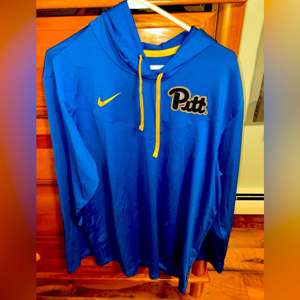 Nike Men’s hoodie